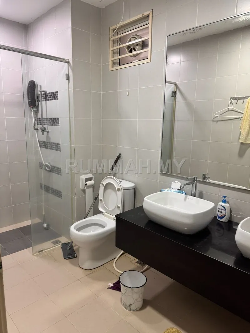 condo in Sungai Ara, Penang — photo 2