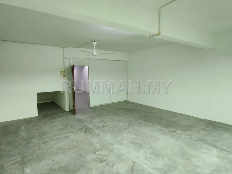 1st Floor Shoplot Taman Pekaka Nibong Tebal USM Parit Buntar