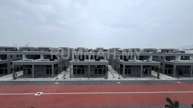 commercial in Bukit Minyak, Penang — photo 3