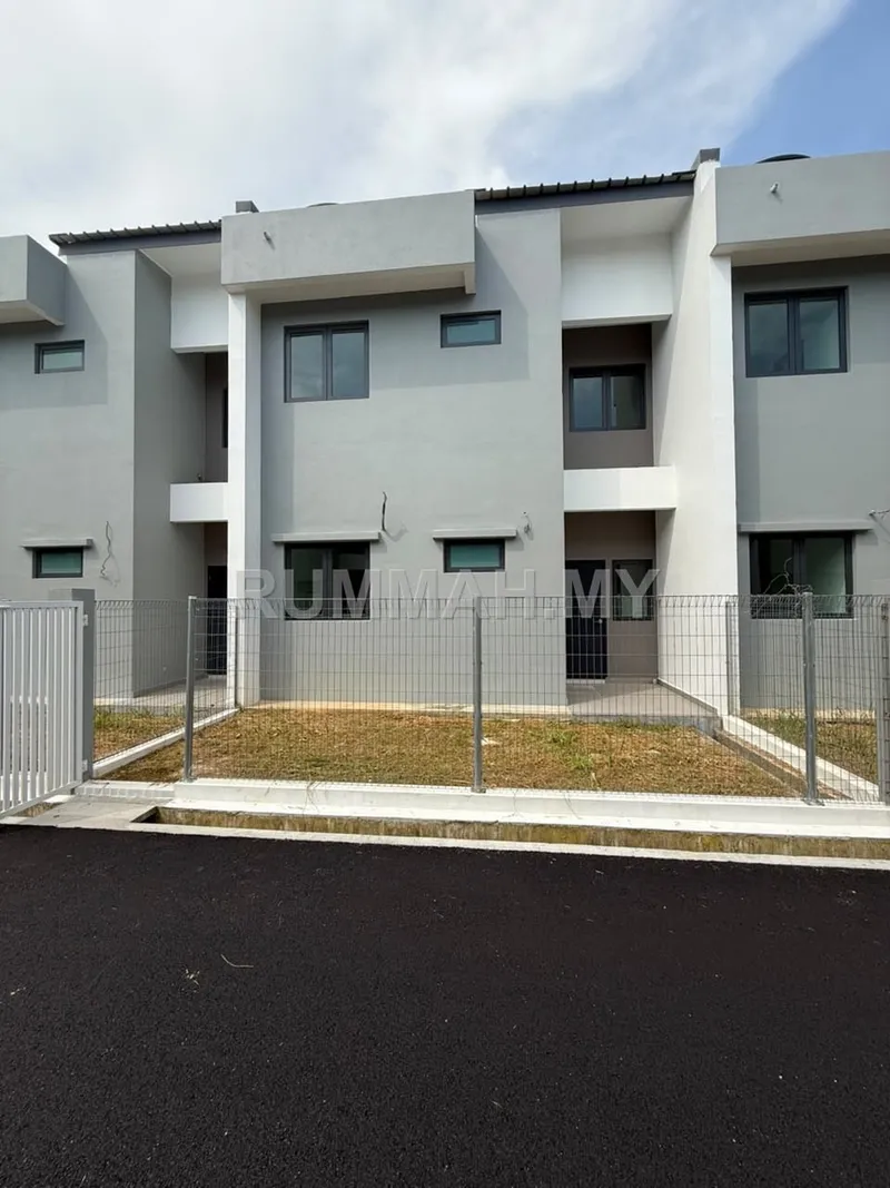 house in Bandar Cassia, Penang — photo 2