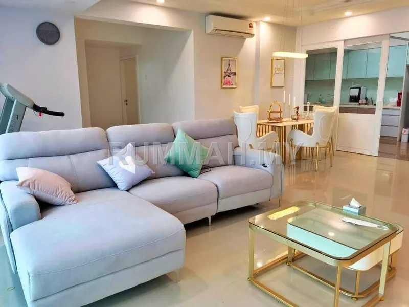 The Uban Residance at Batu Uban Sungai Nibong 1850sf for sale