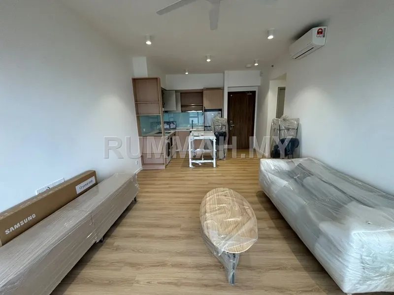 The Meg Nice Floor with Furnished 723 Sqft Brand New Unit For Rent !