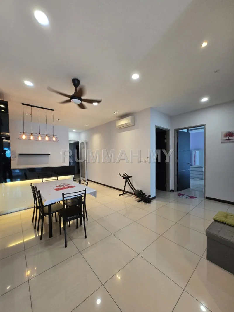 condo in Sungai Ara, Penang — photo 2