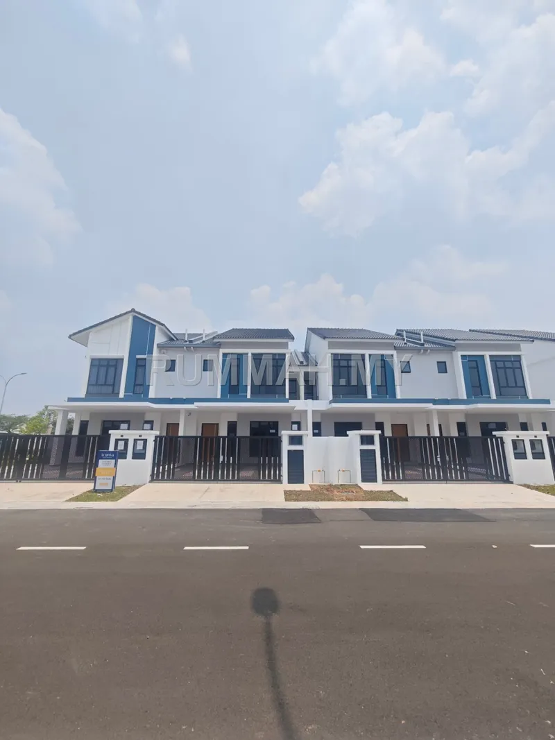 Impian Emas 24x80 Brand New Terrace House