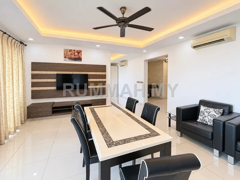 Central Park Condominium @ Jelutong Ultra-Spacious 2600sf 4 Bedrooms For Rent