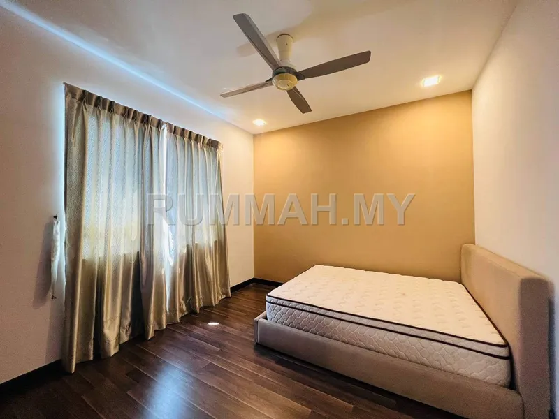 condo in Gelugor, Penang — photo 3