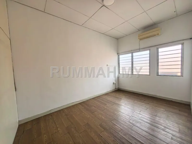 house in Jelutong, Penang — photo 2