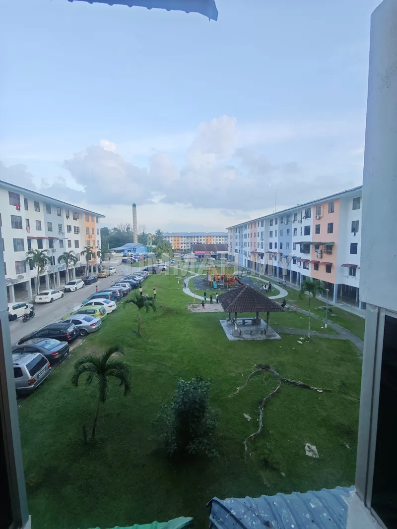 condo in Tebrau, Johor — photo 2