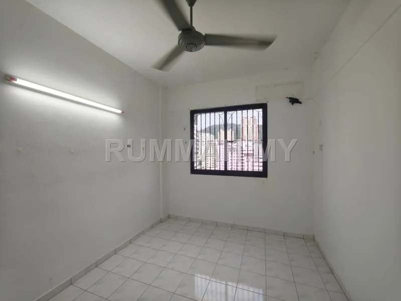 condo in Jelutong, Penang — photo 2