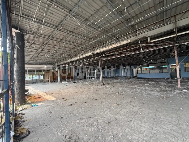 Roadside Warehouse 15,384sf Simpang Ampat