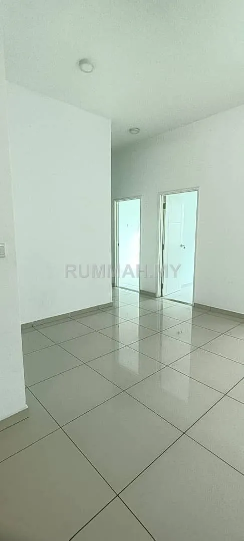 condo in Sungai Ara, Penang — photo 2
