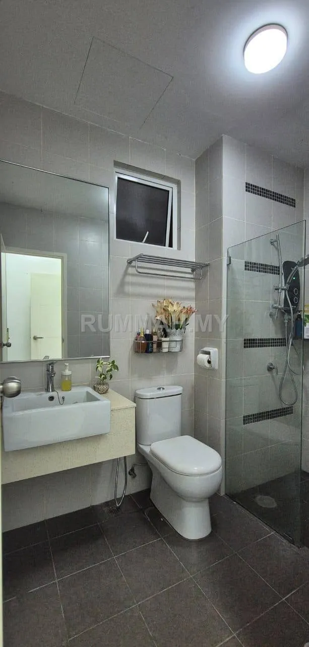 condo in Sungai Ara, Penang — photo 3