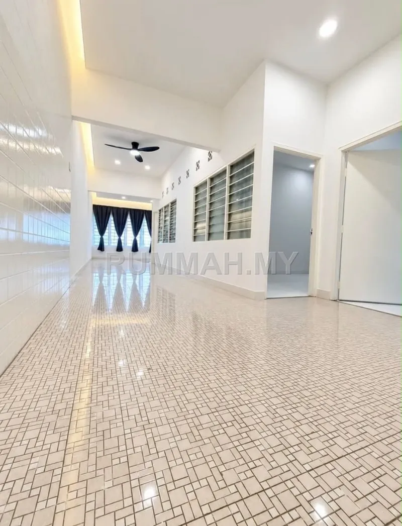 Single Storey Terrace @ Chai Leng Park,Perai