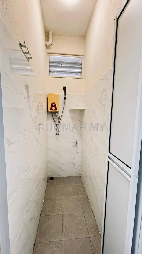 condo in Bayan Lepas, Penang — photo 3