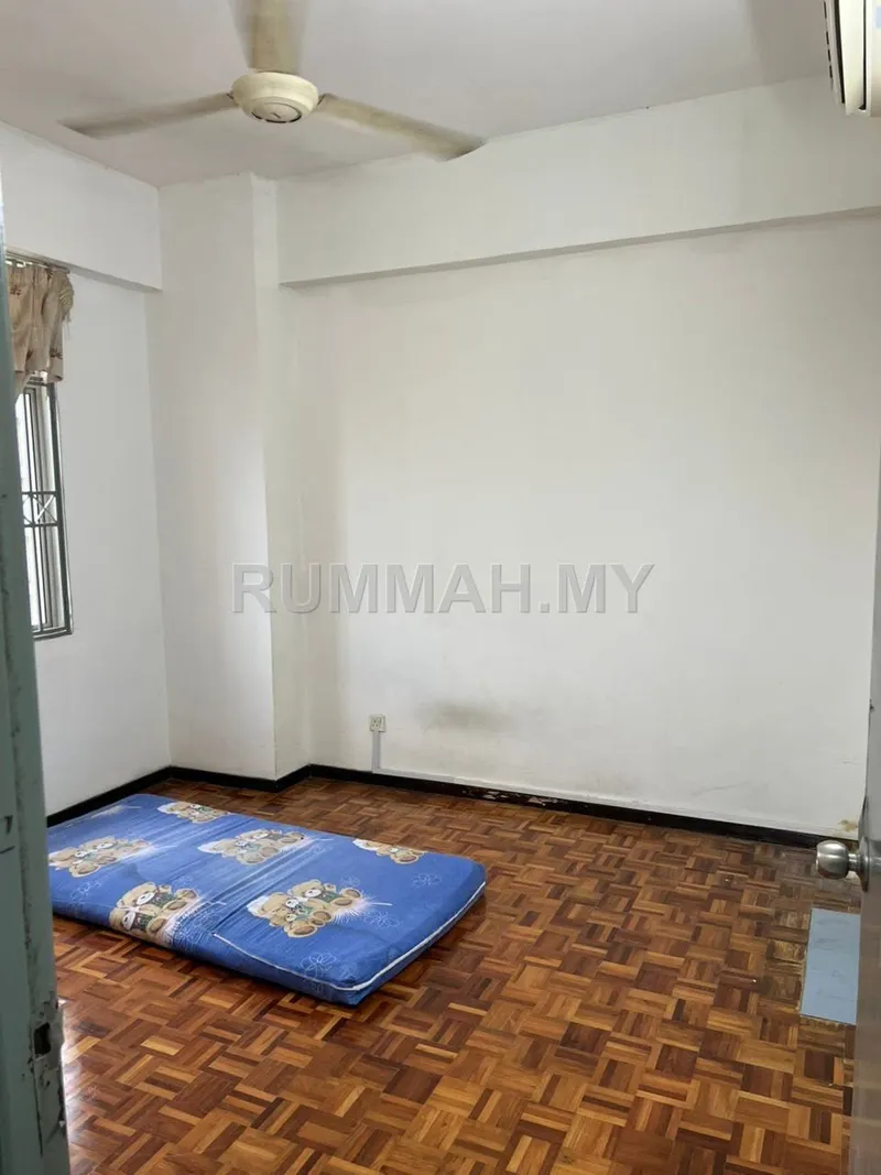 condo in Gelugor, Penang — photo 3