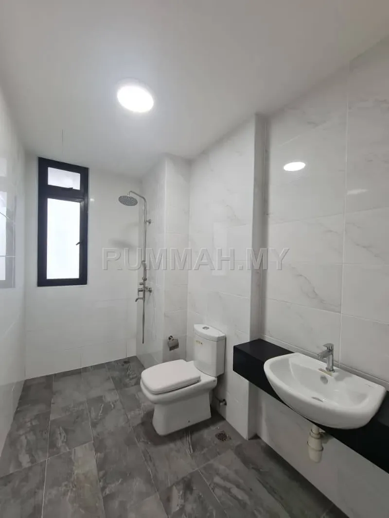 condo in Jelutong, Penang — photo 3