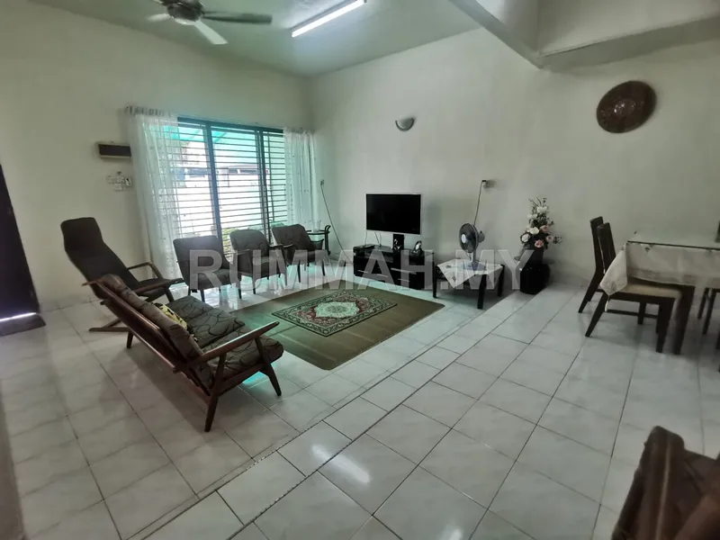 Double Storey Terrace House for Sale | Island Glades, Greenlane, Penang