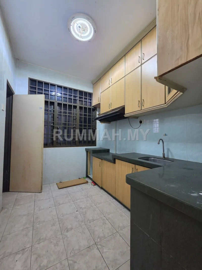 condo in Sungai Ara, Penang — photo 2