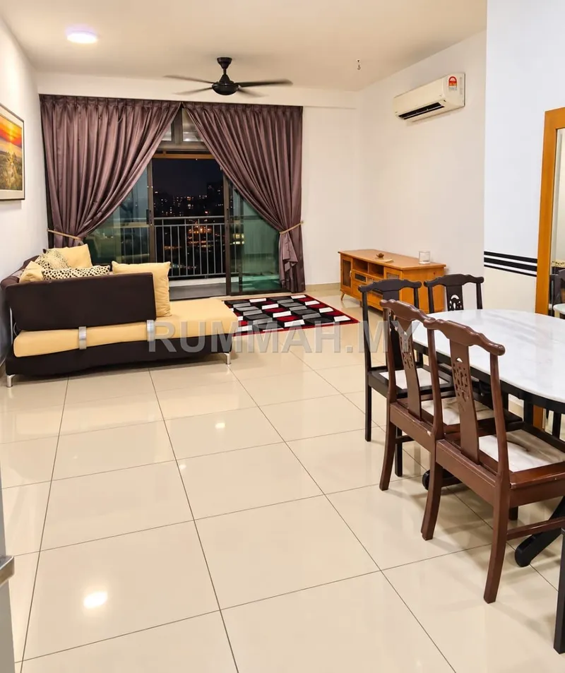 JB Town 3 Bedroom for Rent 5min CIQ