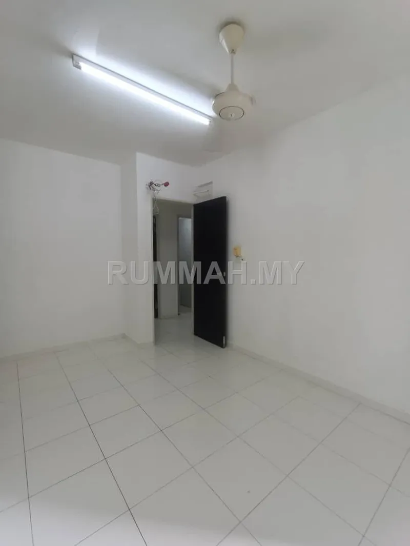 condo in Tanjung Tokong, Penang — photo 3