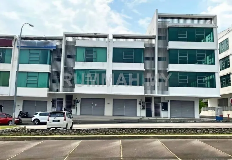 2 Adjoining Corner & Intermediate Shop Office in D'Alpina Business Park Puchong