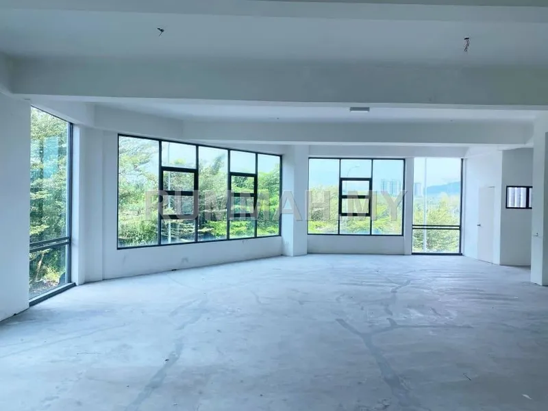 commercial in D'Alpina Business Park, Puchong, Selangor — photo 2