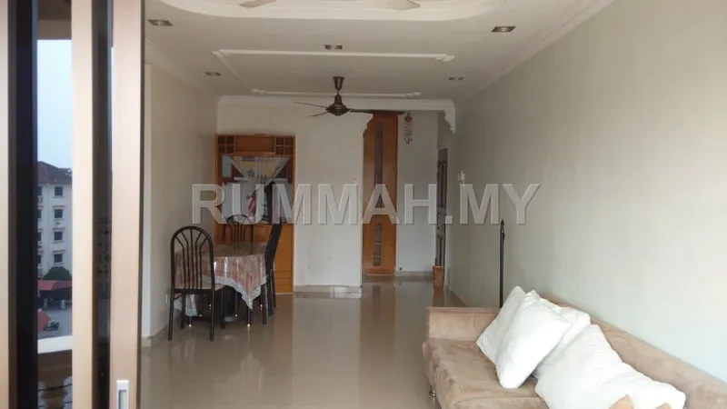 Springfield At Sungai Ara , 1cp , Top Floor, Fully Furnished, SA3650