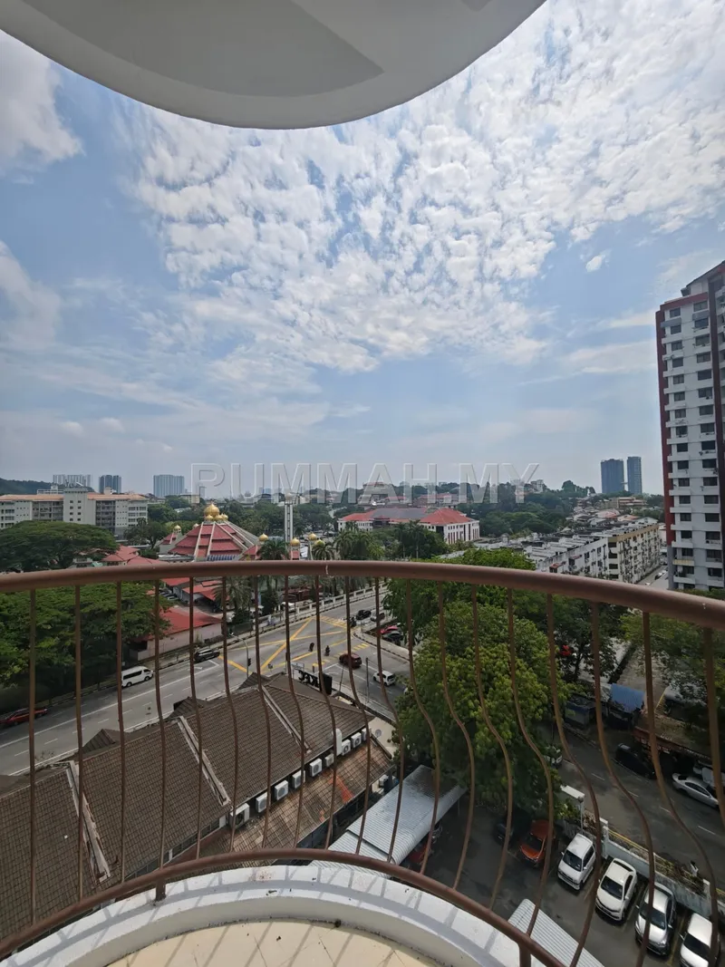 Sri Saujana Blk 10  @ Sungai Dua near USM  For Sale