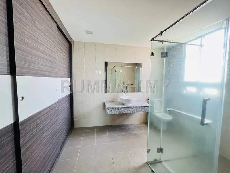 condo in Gelugor, Penang — photo 2
