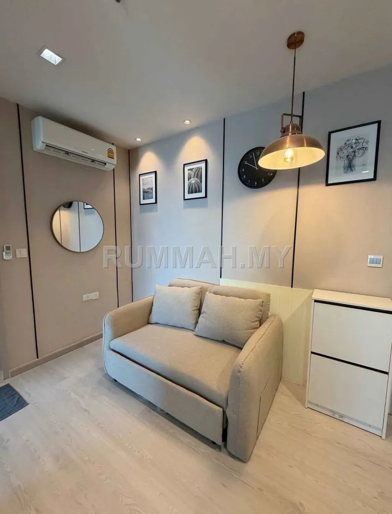 Well furnished studio for rent at 1 Sky condominium