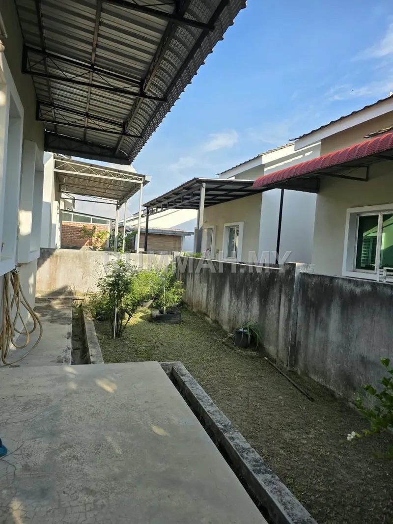 house in Kepala Batas, Penang — photo 3