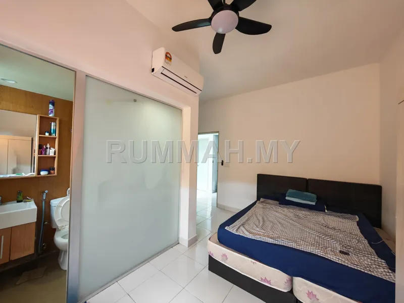 condo in Nilai, Negeri Sembilan — photo 3