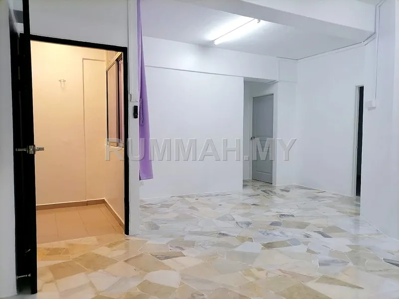 [ Majestic Heights ] Paya Terubong Renovated 700sf Apartment Nice Unit