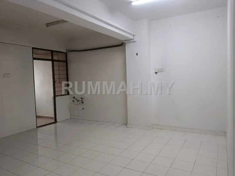 condo in Pulau Tikus, Penang — photo 3