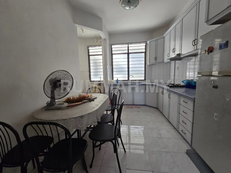 Medan Lumba kuda , 850sf , free hold