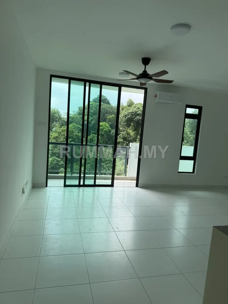 Condo for Rent @ The Terraces Condominium, Bukit Jambul | Renovated