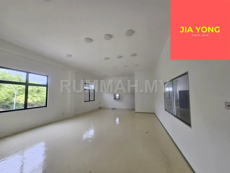 commercial in Balik Pulau, Penang — photo 2
