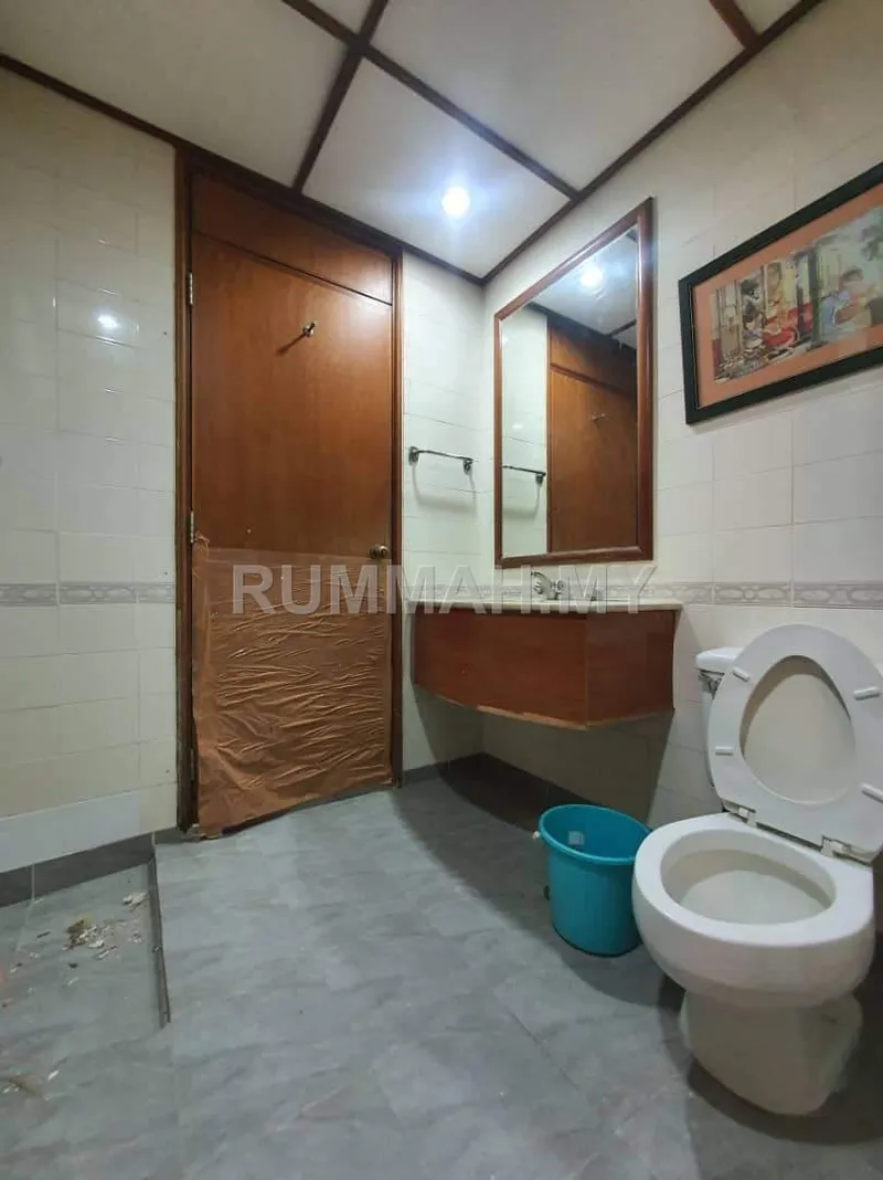 condo in Pulau Tikus, Penang — photo 3