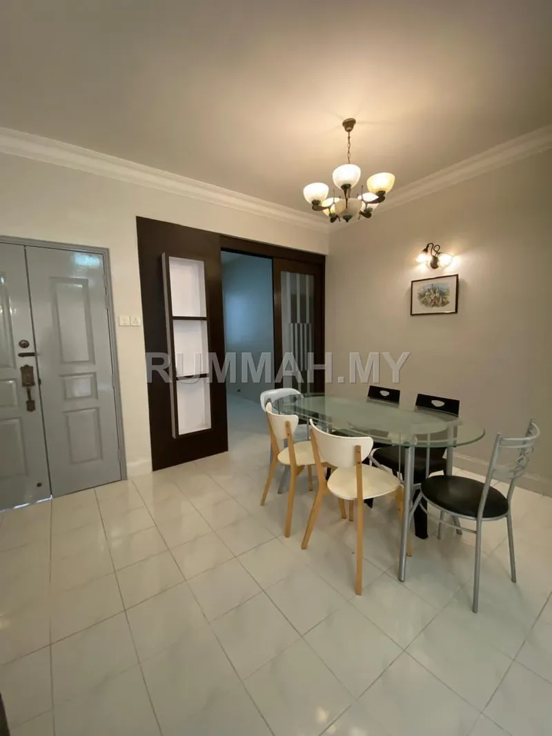 condo in Pulau Tikus, Penang — photo 2