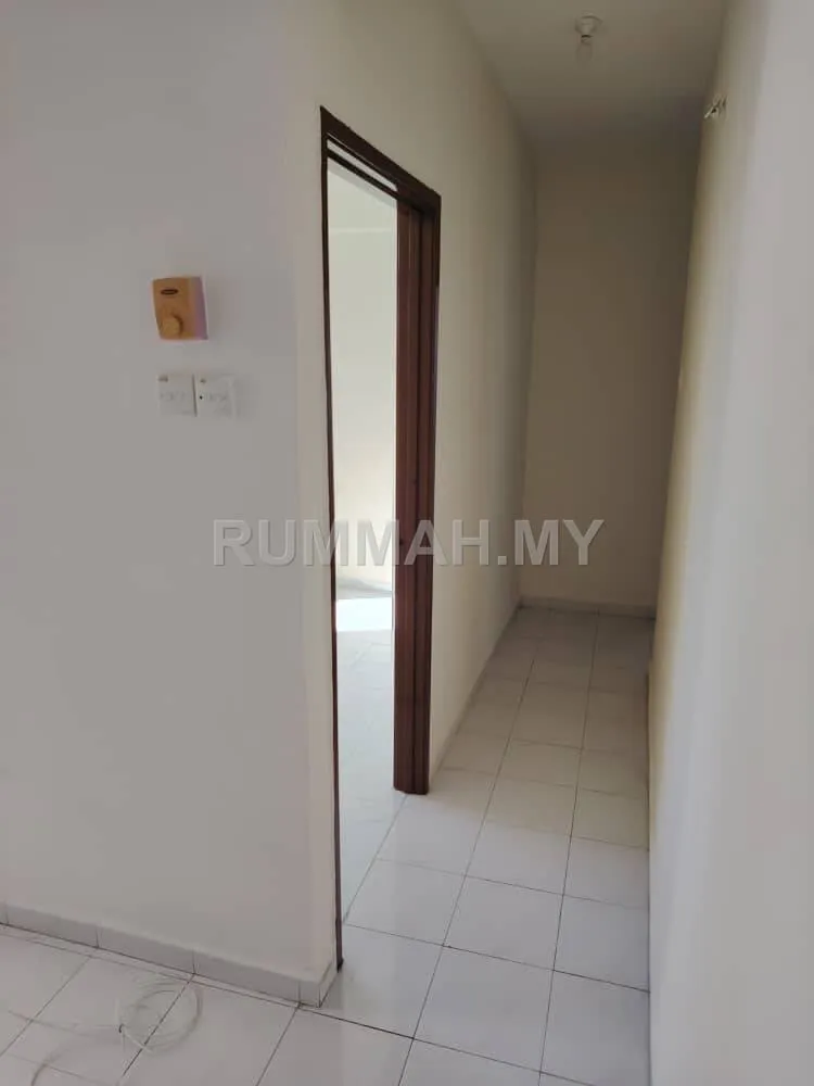 condo in Gelugor, Penang — photo 3