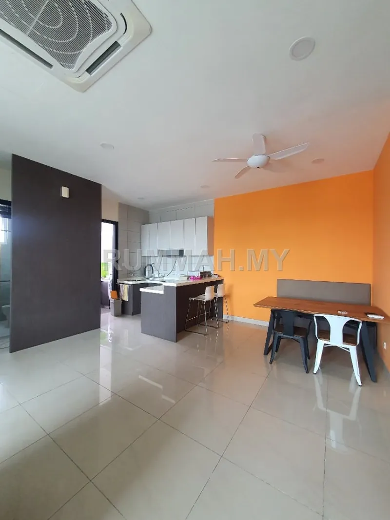 condo in Pulau Tikus, Penang — photo 2