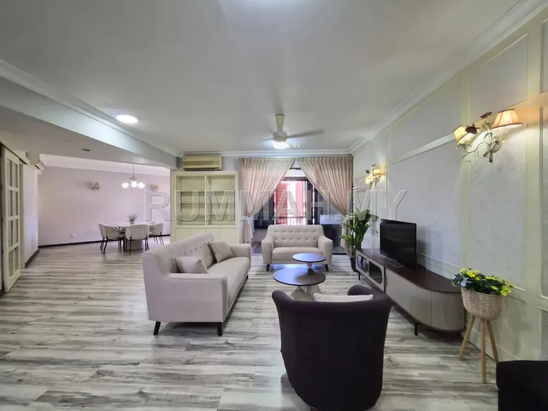 Nicely Reno Duplex Unit in Pulau Tikus. Prime Location. Walking distance to Gurney