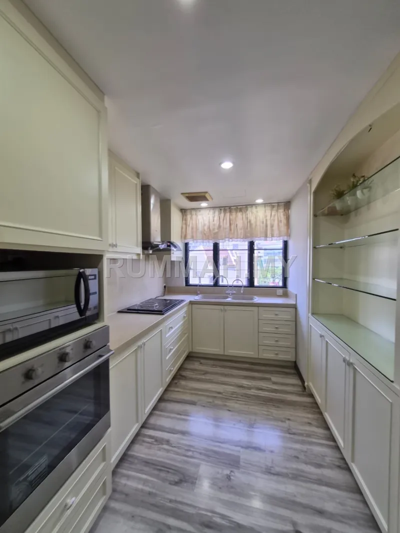 condo in Pulau Tikus, Penang — photo 3