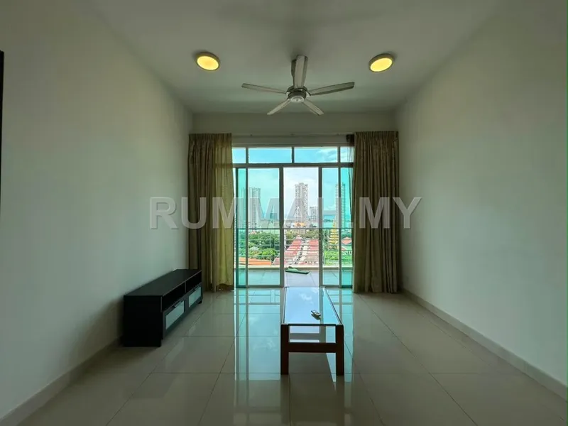 Partial Furnished Unit in Pulau Tikus. Sea View . Nearby Pulau Tikus Wet Market