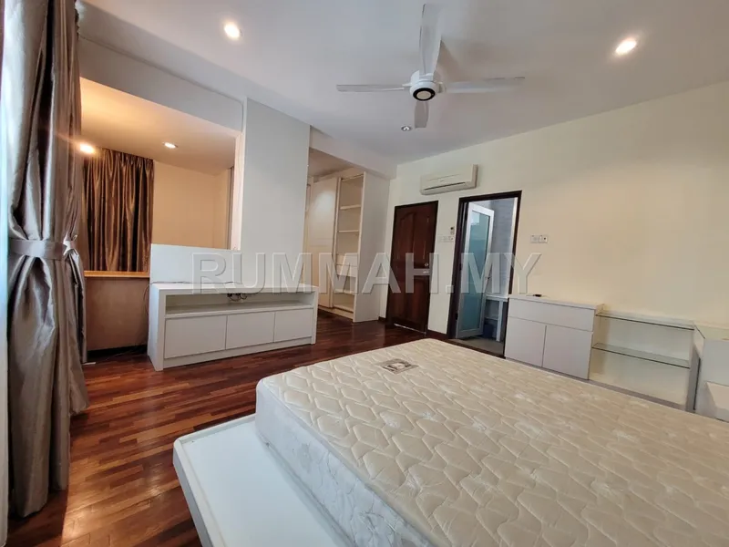 house in Gelugor, Penang — photo 2