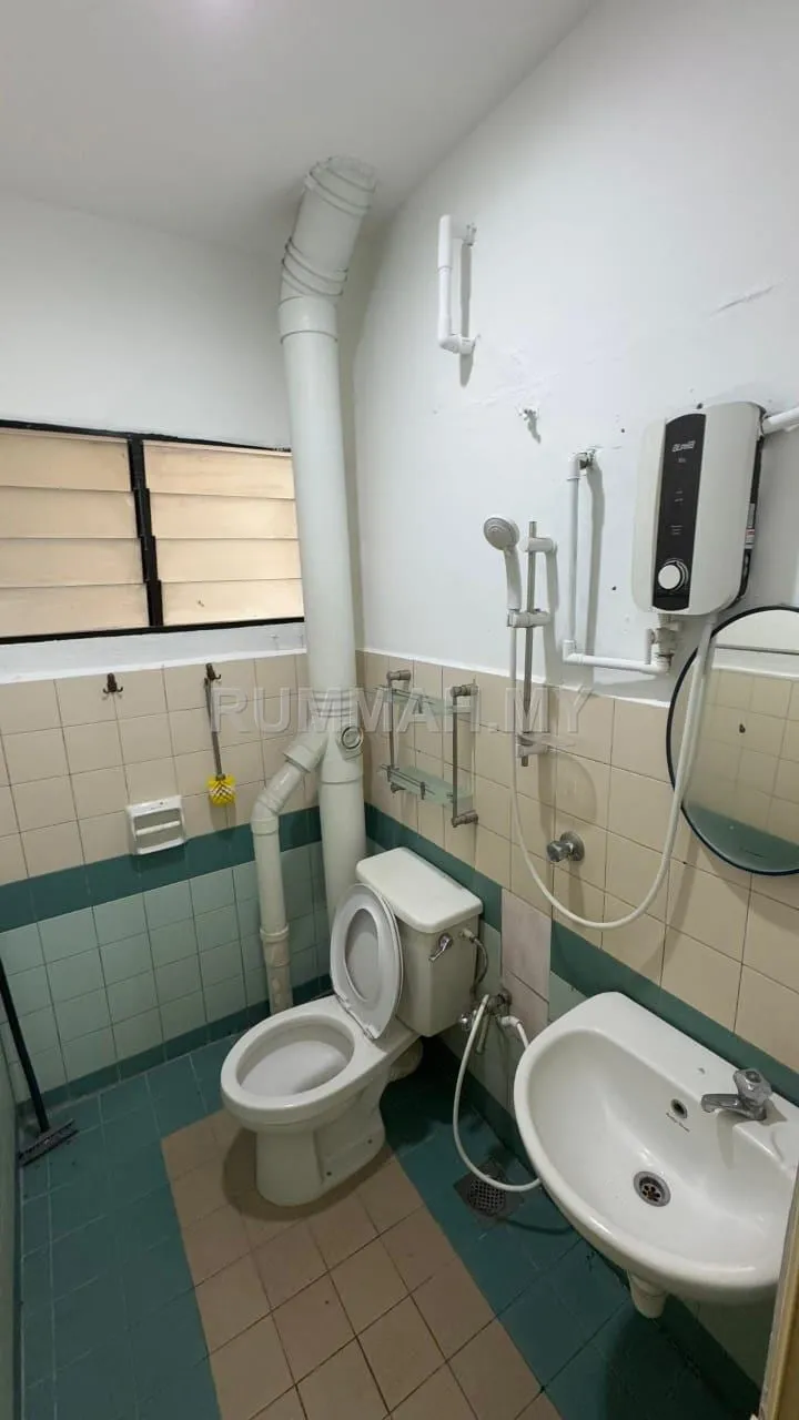 condo in Sungai Nibong, Penang — photo 3