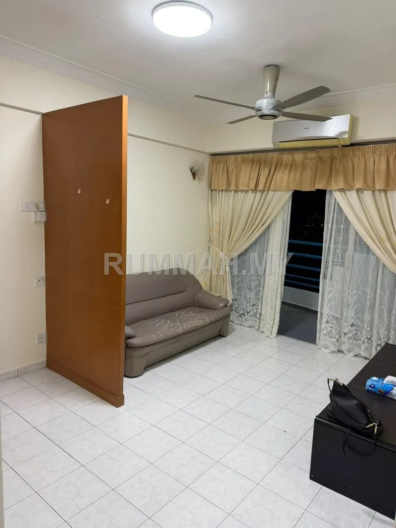 U-Garden Resort Condo Middle Floor 710sf 1CP Fully Furnished Gelugor