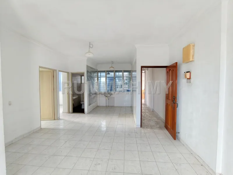 condo in Gelugor, Penang — photo 3