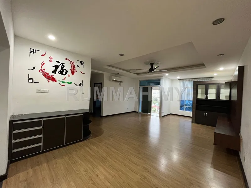Worth Buy !!  The Brezza Condo , 1250' , Tanjung Tokong
