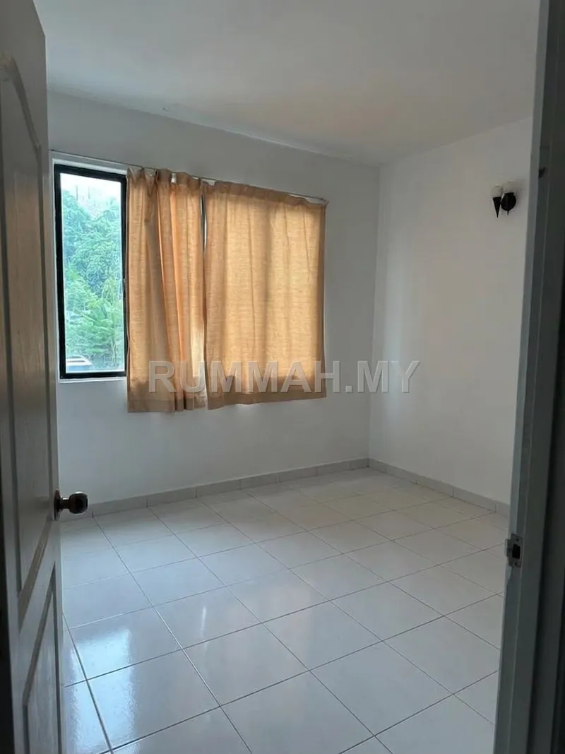 house in Sungai Nibong, Penang — photo 2